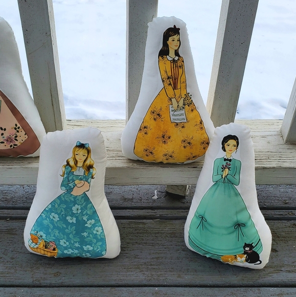 Little Women March Sisters Pillow Pal Set. New. - Picture 2 of 3